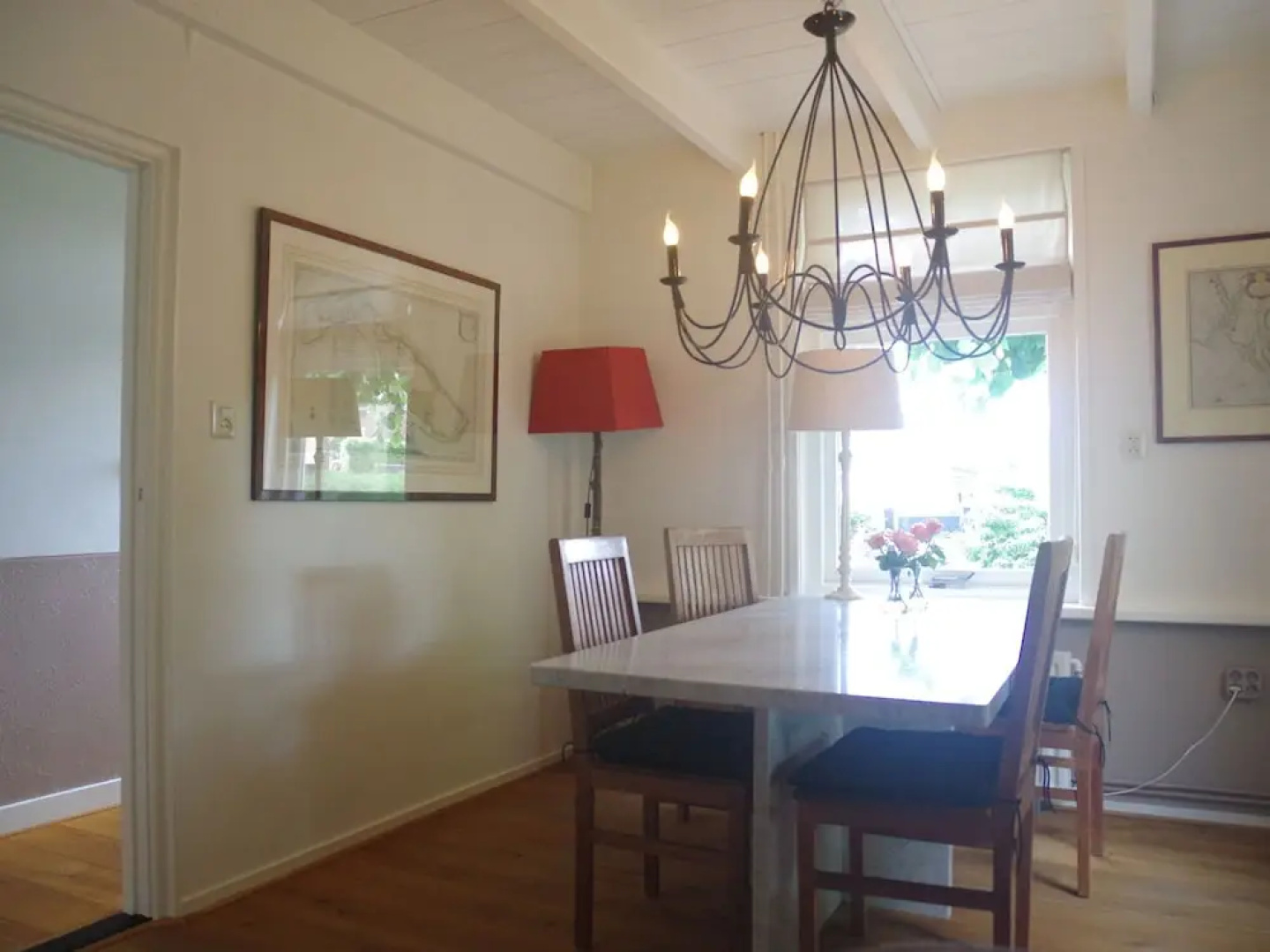 Charming 4-person Holiday Home in one of the Prettiest Spots of Ouddorp