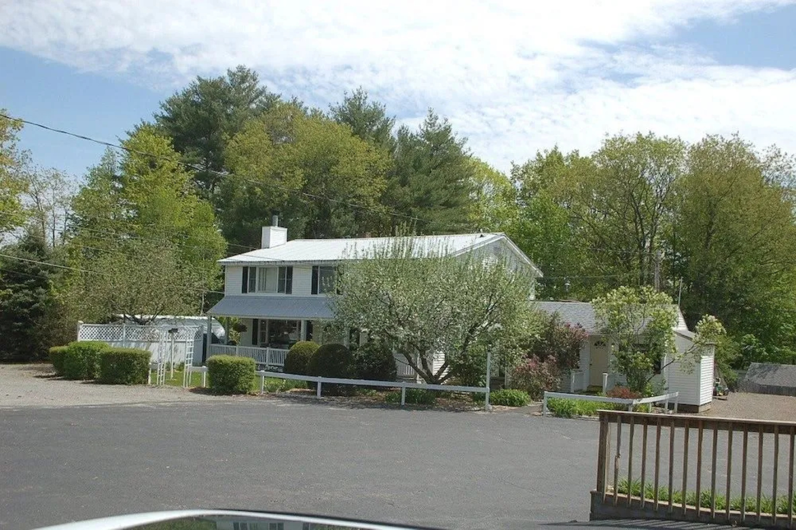 Maple Leaf Motel