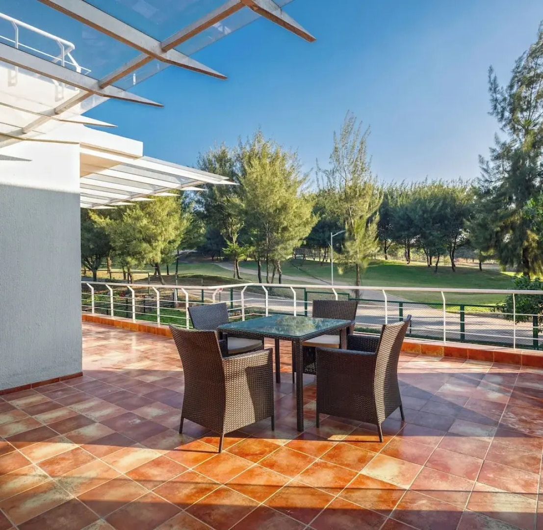 Golf View Home by Stayjade