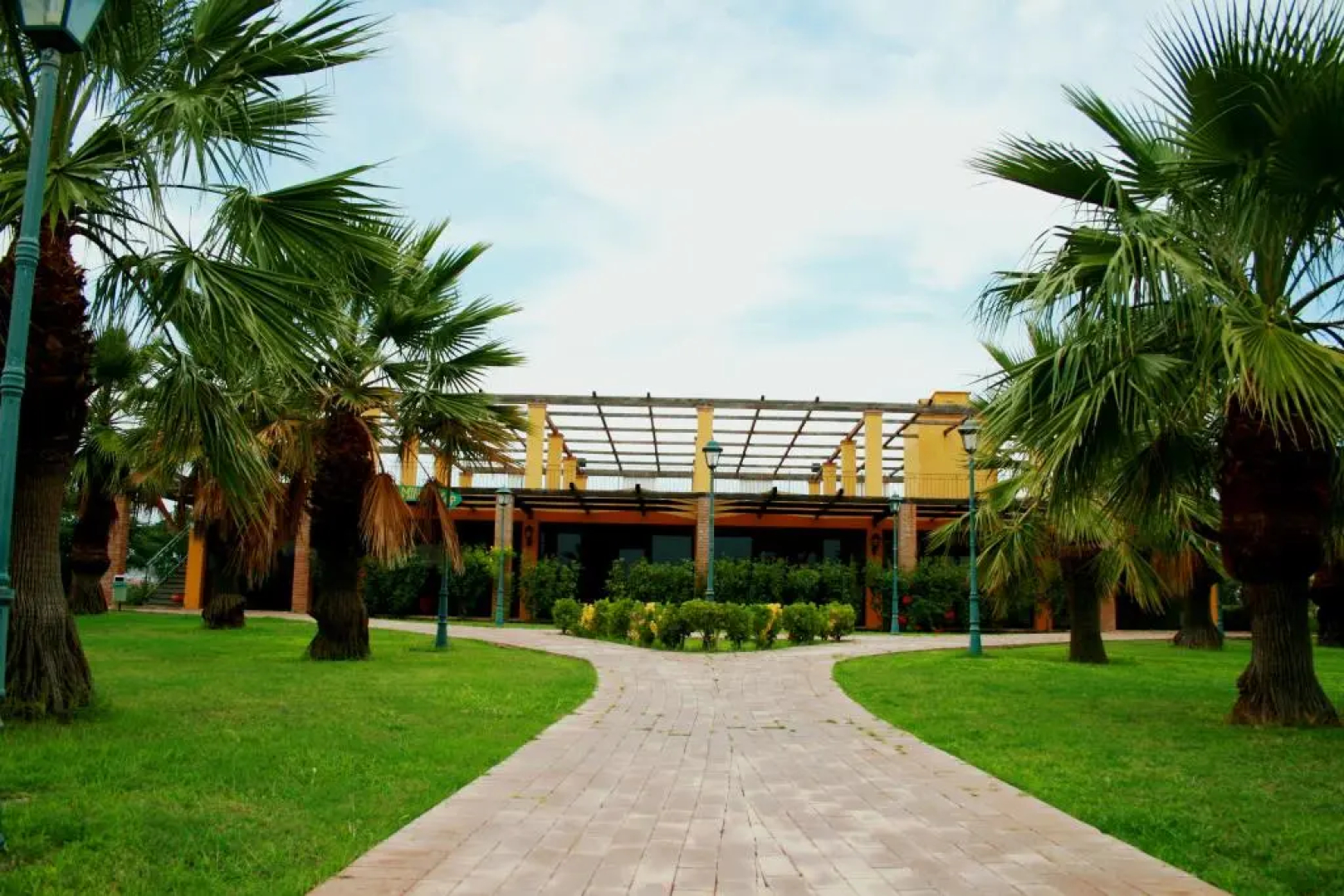 Marina del Marchese Beach Resort