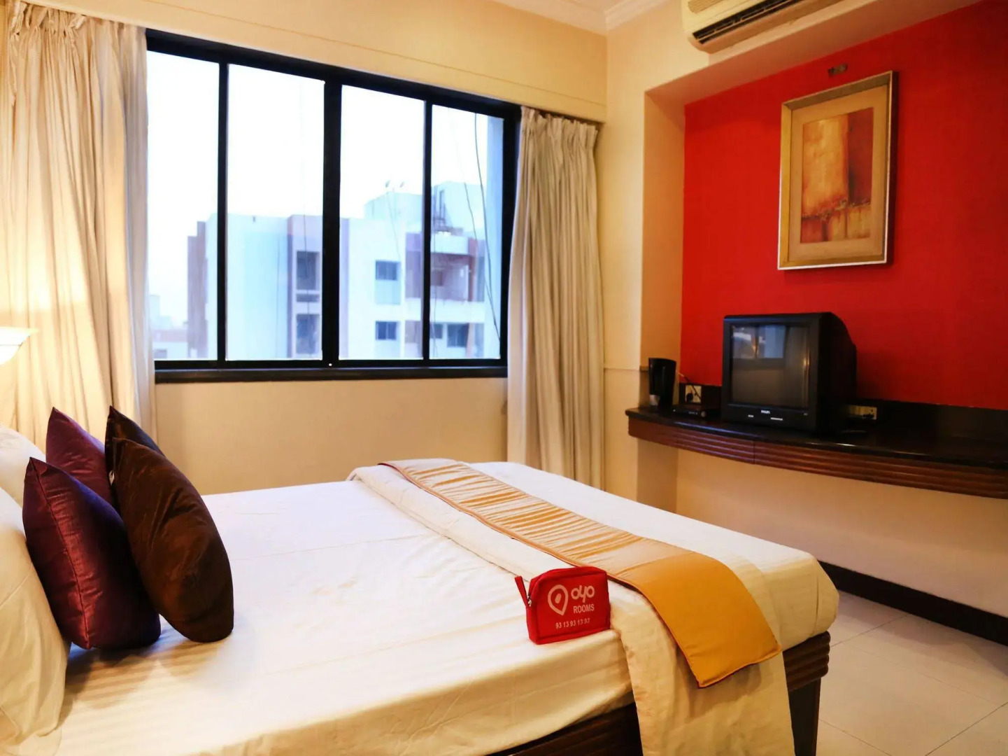 FabHotel Gharonda Residency Midc