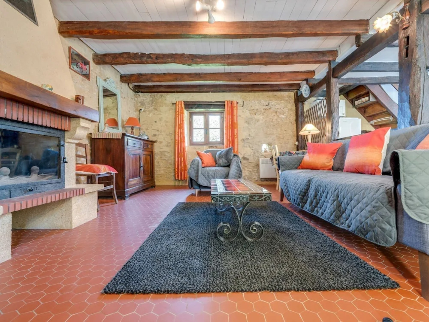 Luring Holiday Home in Incorrect With Garden