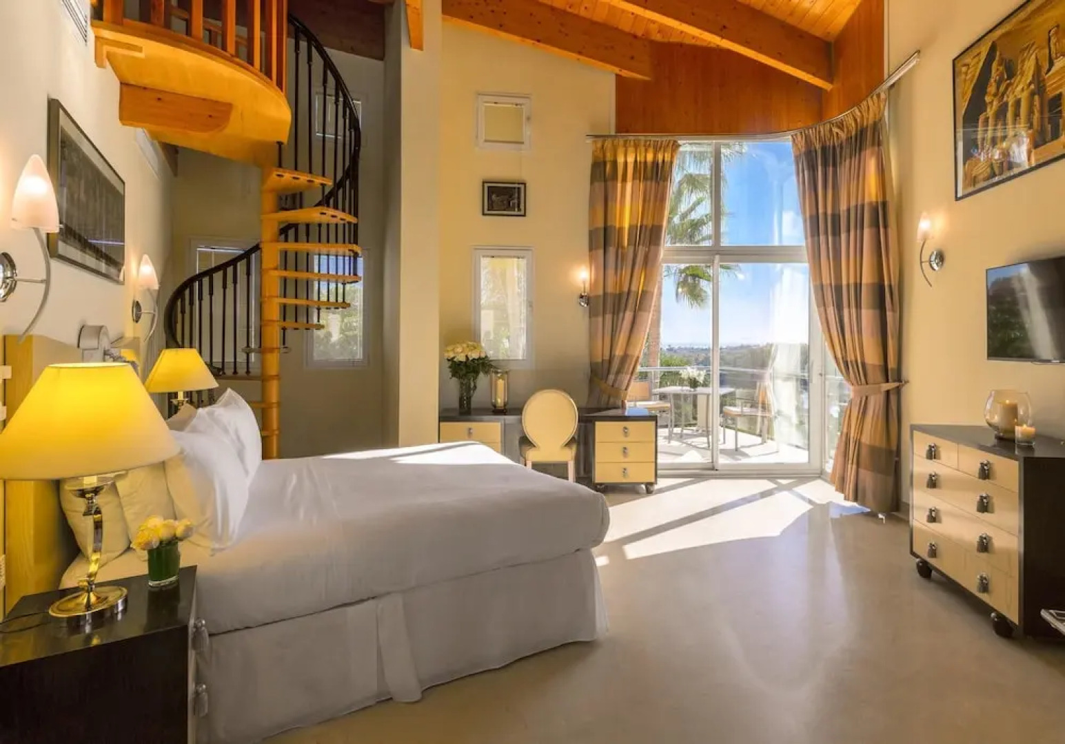 Villa With 8 Bedrooms in Benahavís, With Private Pool, Enclosed Garden