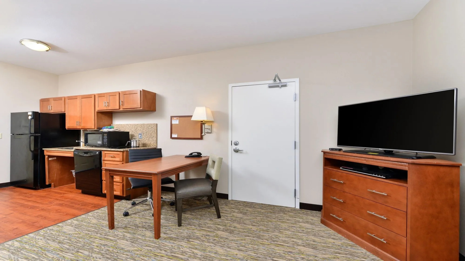 Candlewood Suites Athens by IHG