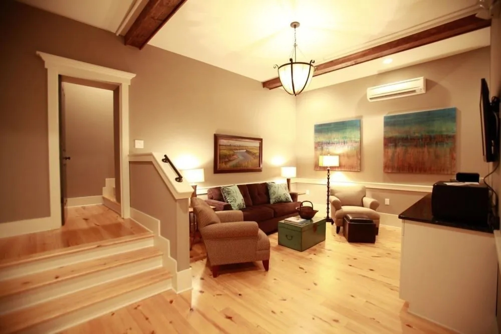 229 King Luxury Suites