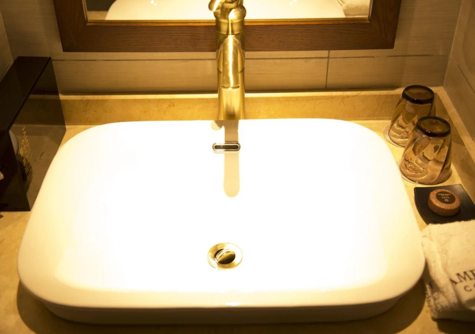 James Joyce Coffetel Rizhao Wanghai Road Wanda Cinema