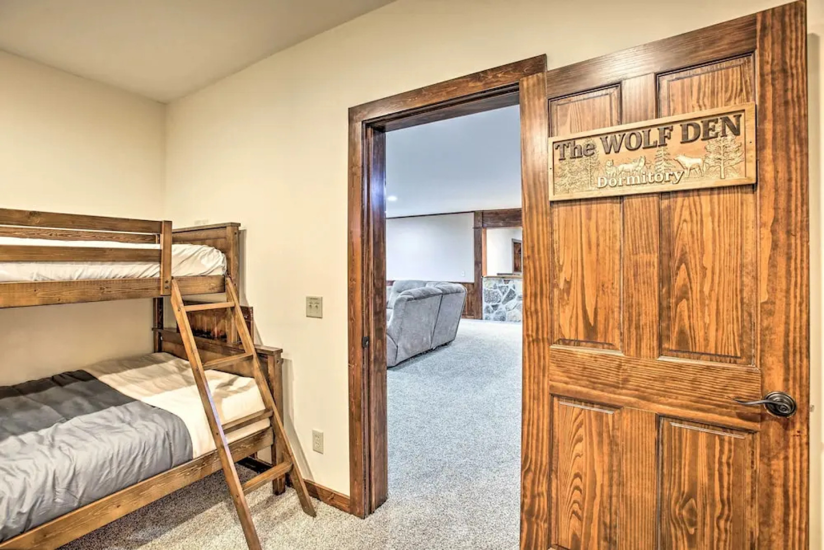 14 Mi to Slopes: Lodge on 104 Acres in Boyne City