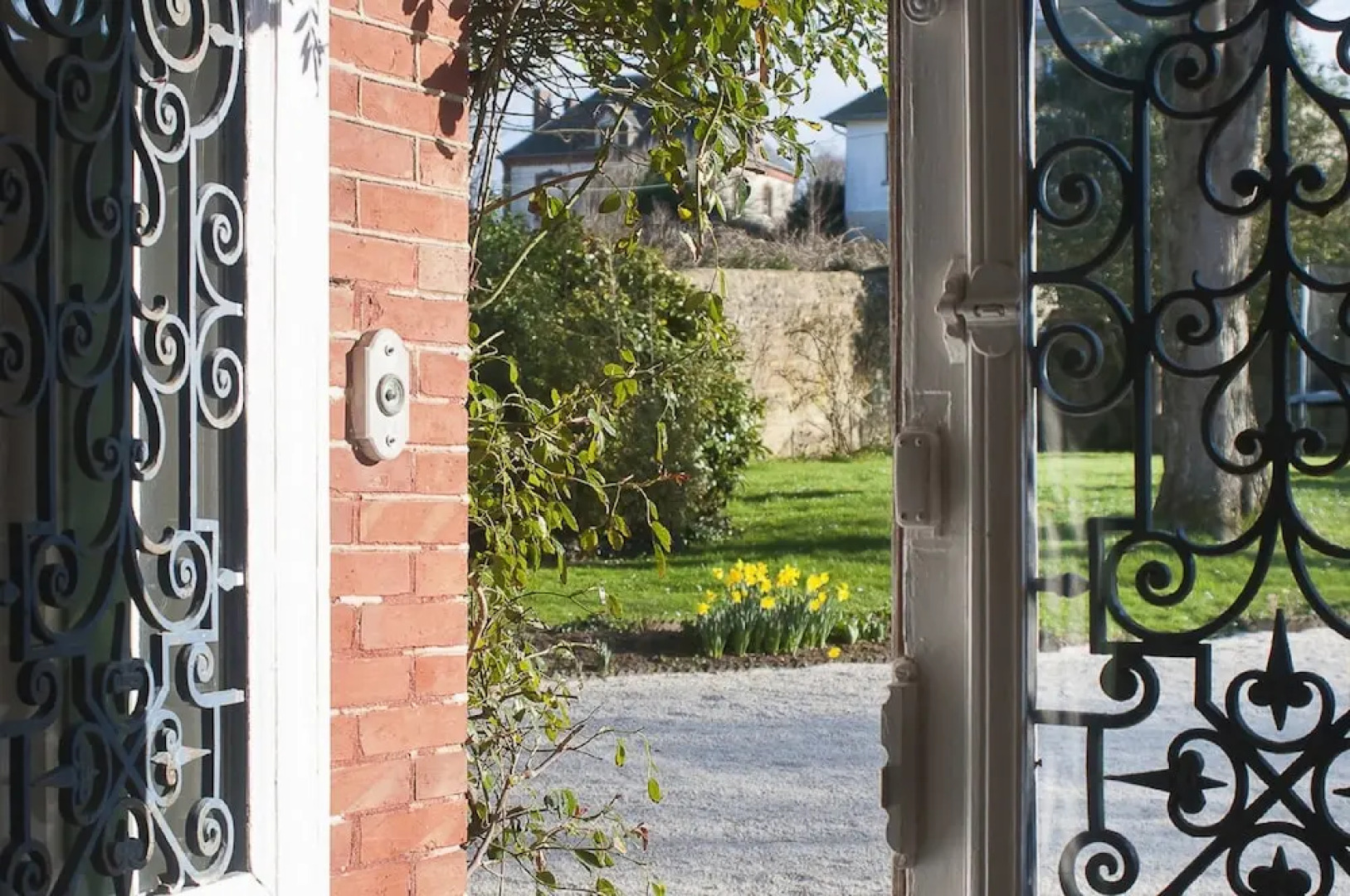 House With 8 Bedrooms in Grandcamp-maisy, With Wonderful sea View, Fur