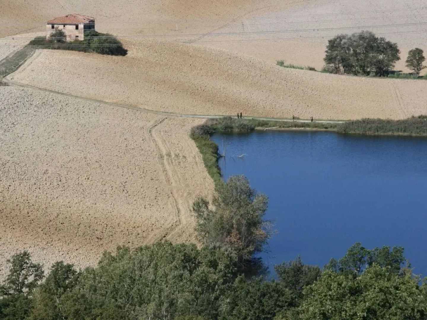 Countryside Home With Private Terrace