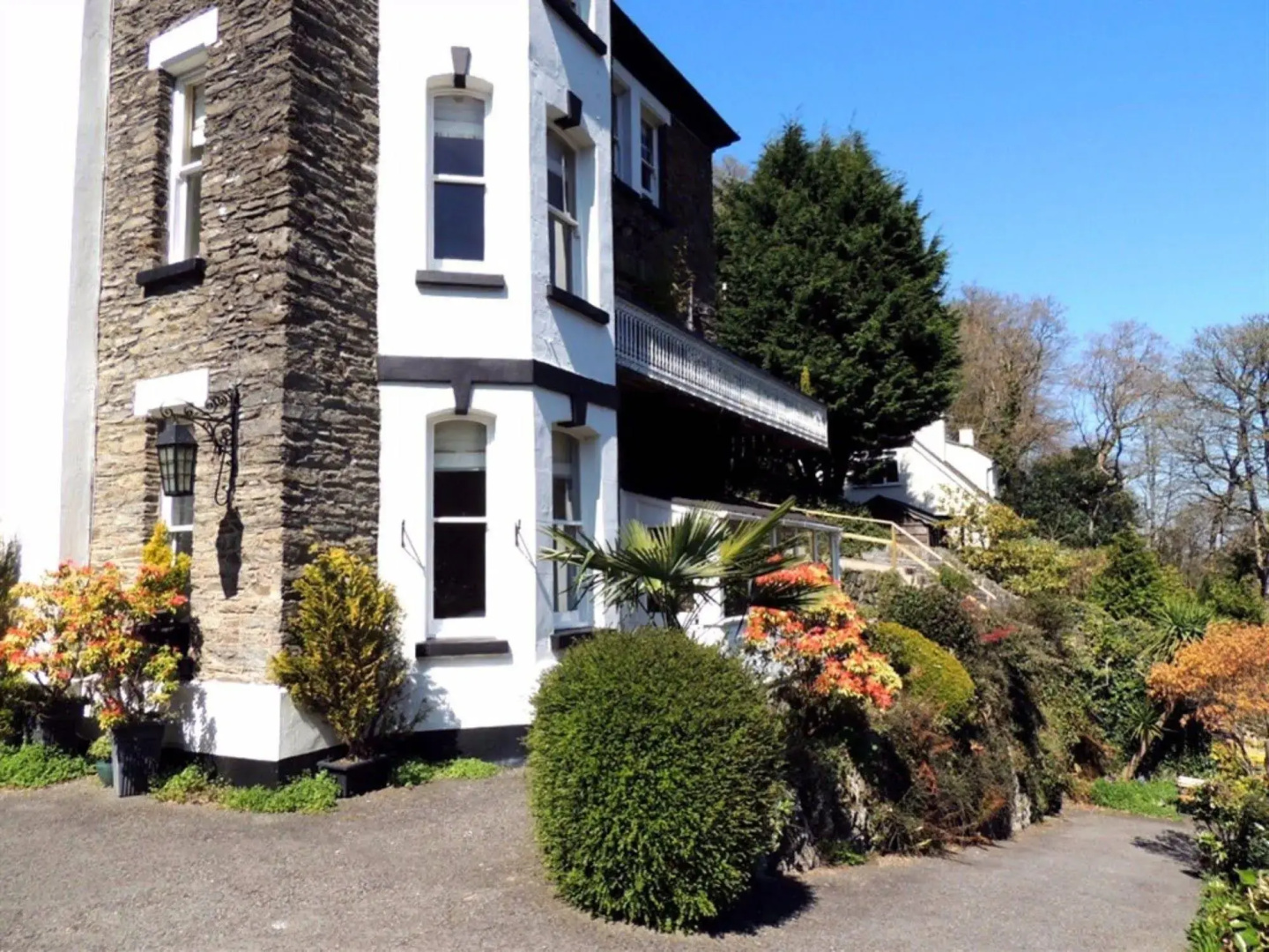 Woodlands Guest House