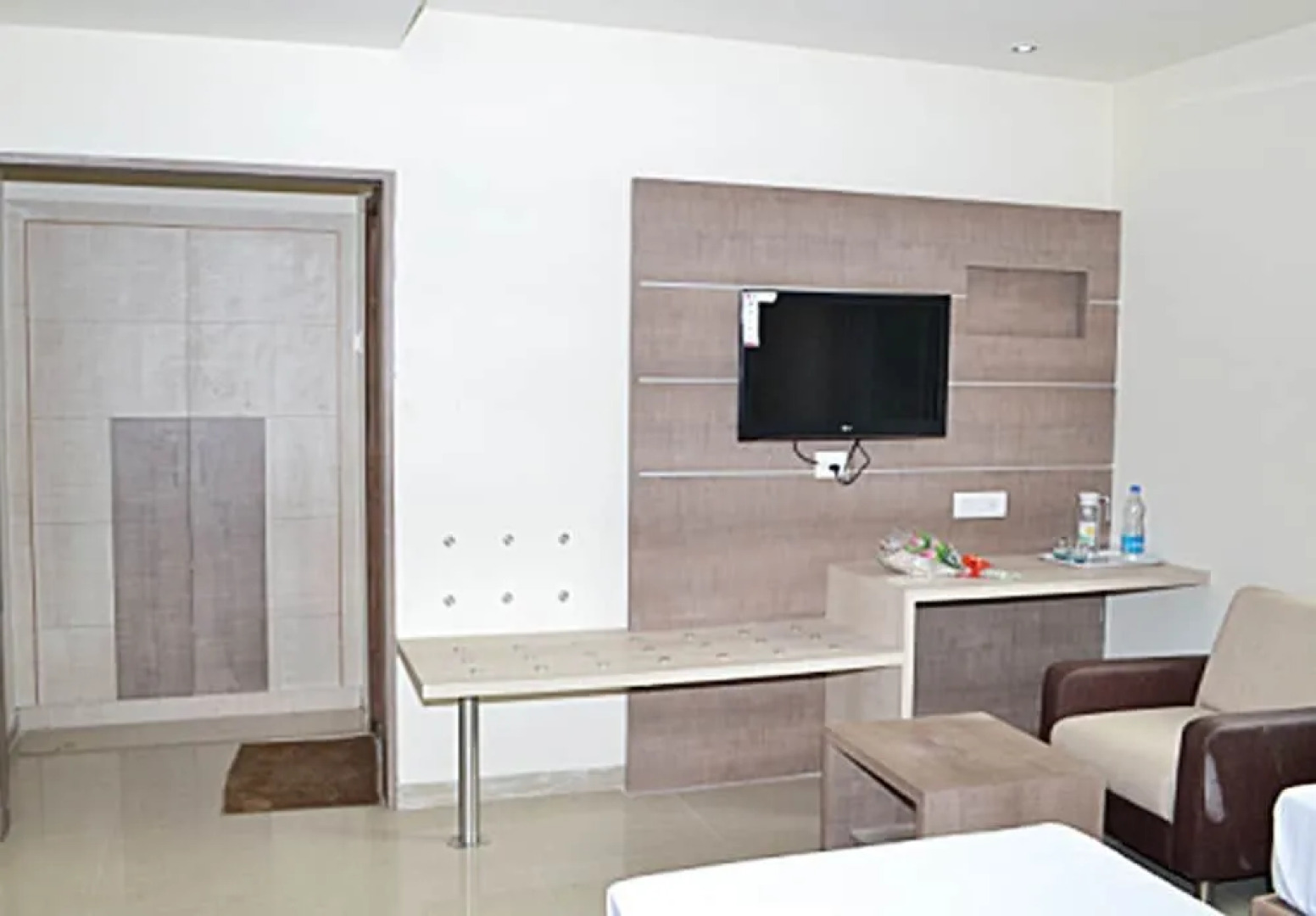 Hotel Kanakabhishegam