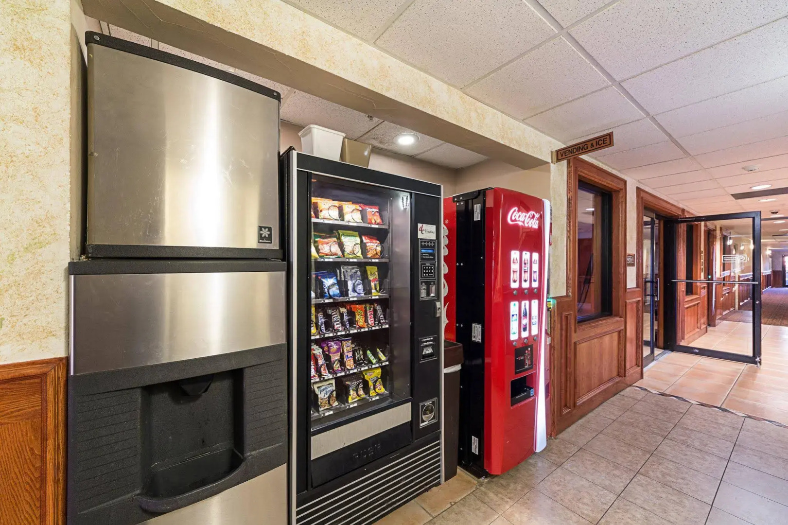 Shary Inn and Suites