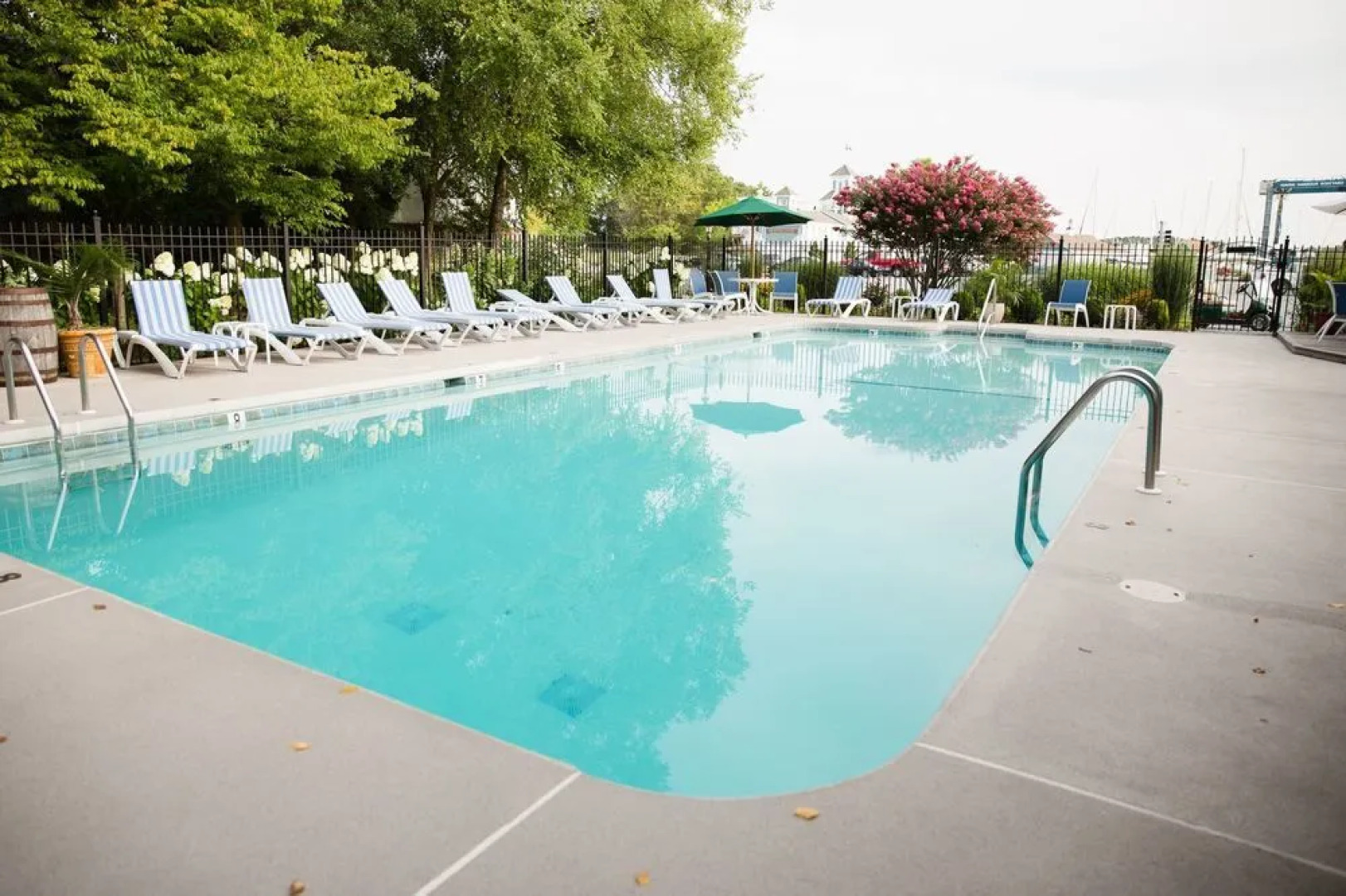 Inn at Haven Harbour