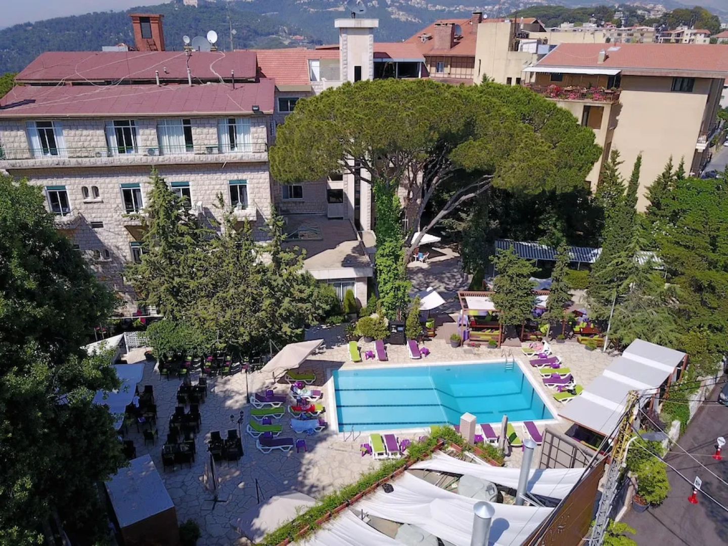 Garden Hotel