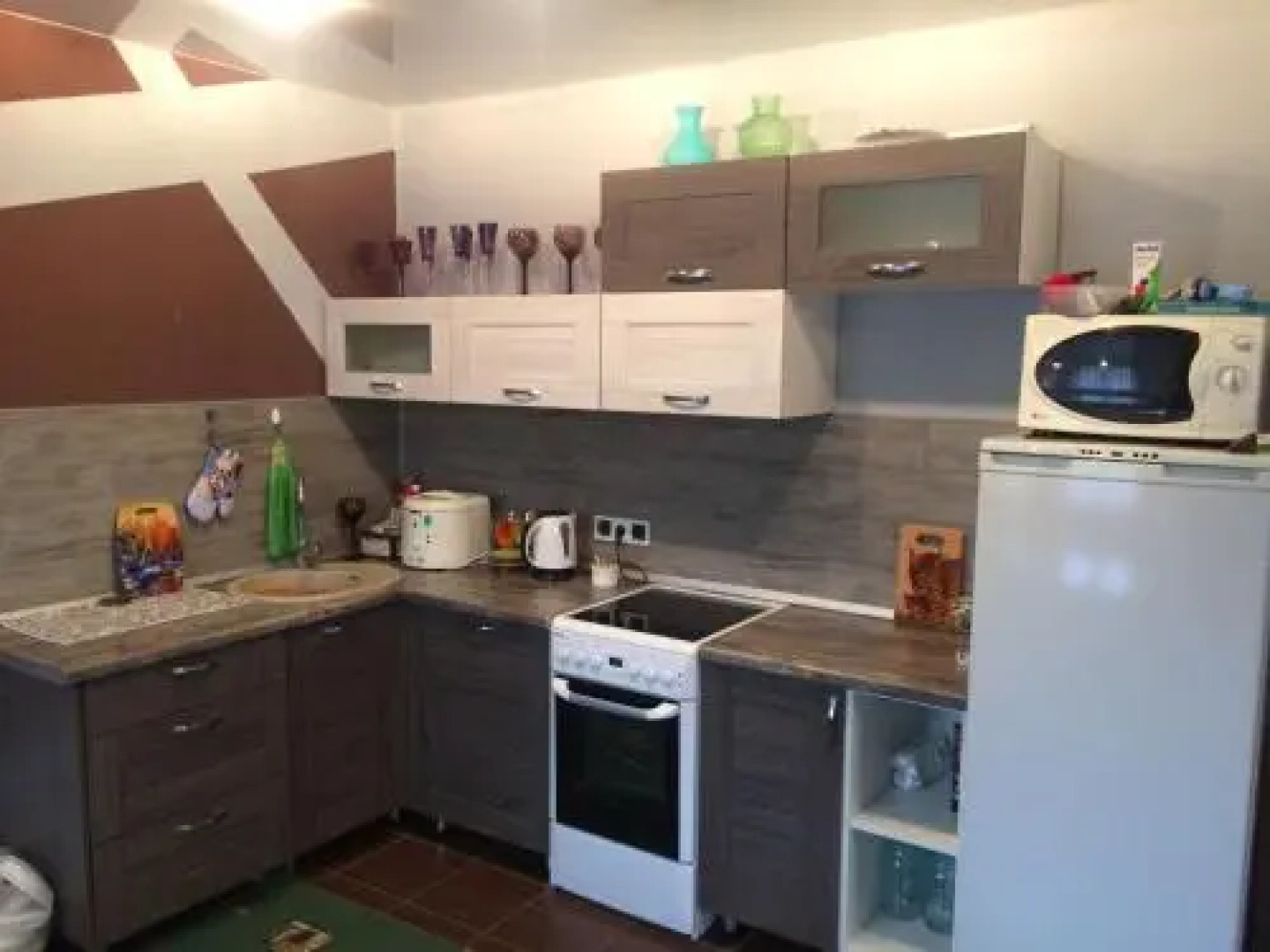 Guest House on Dalnyaya Kamenushka 243