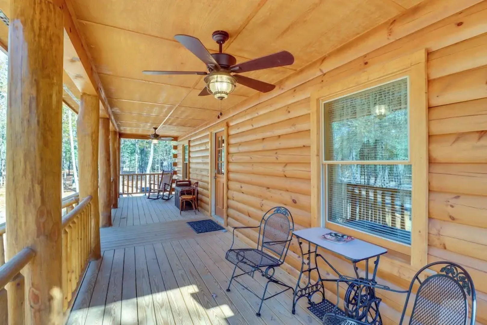 Tumbling Shoals Cabin w/ Fire Pit: 1 Mi to Lake
