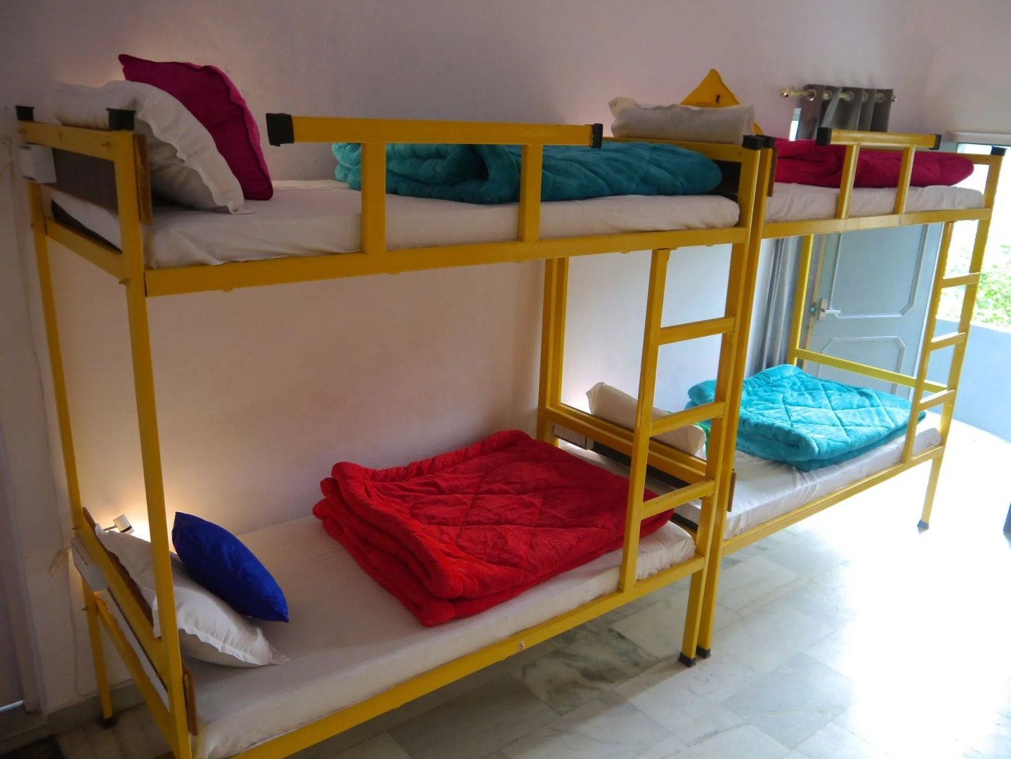 Bunk Stay Rishikesh - Hostel