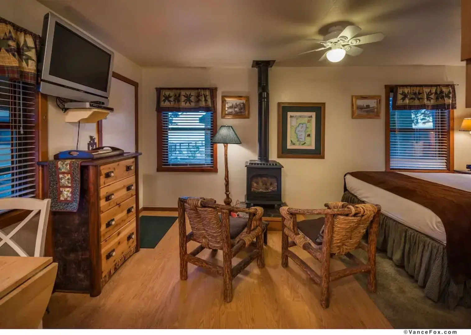 Franciscan Lakeside Lodge