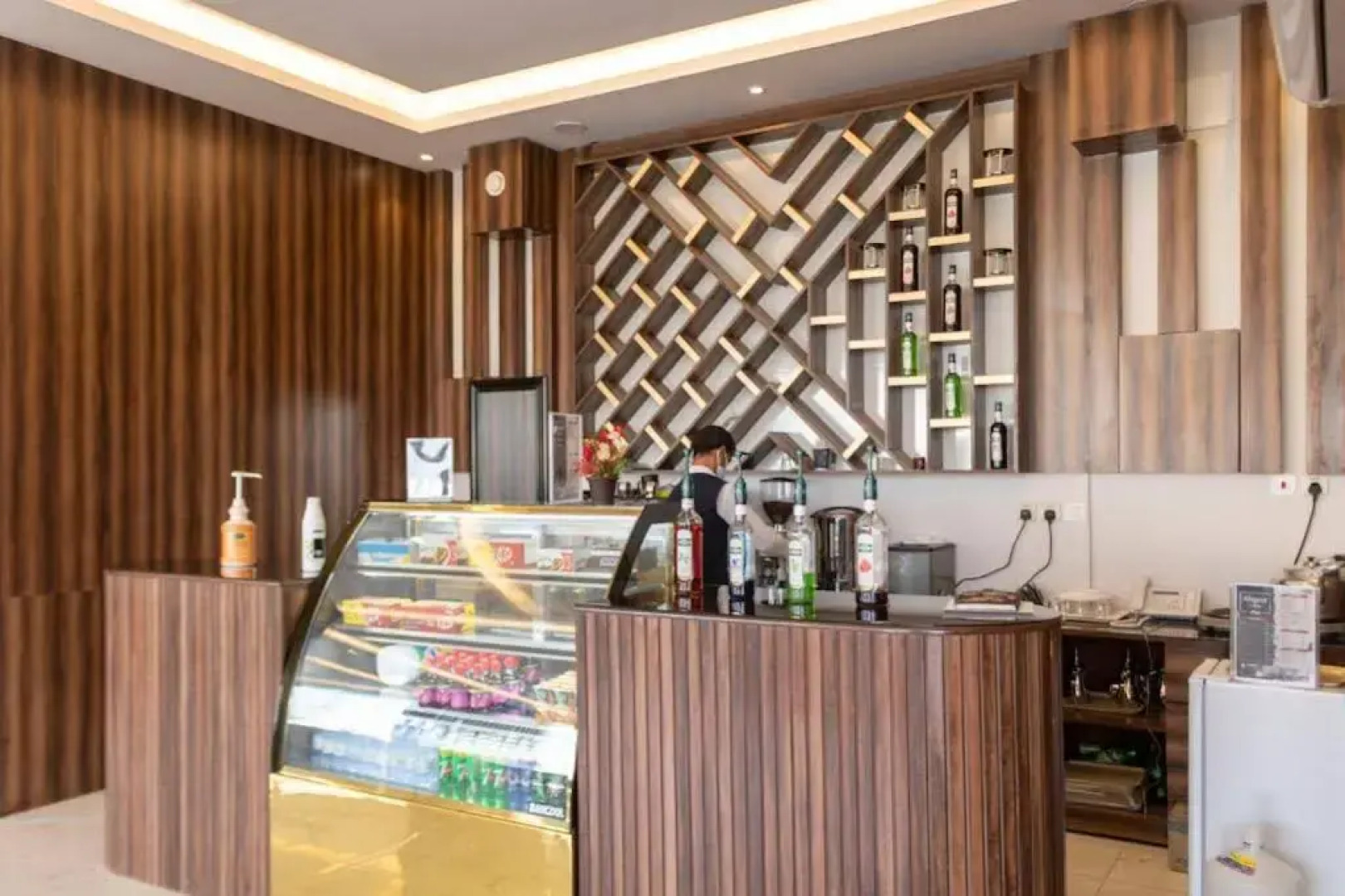 Al Qasr Hotel Suites - Al Wadiin