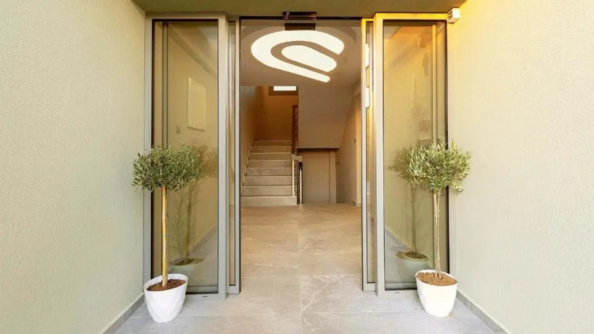 Estelle Family Luxury Apartments & Suites