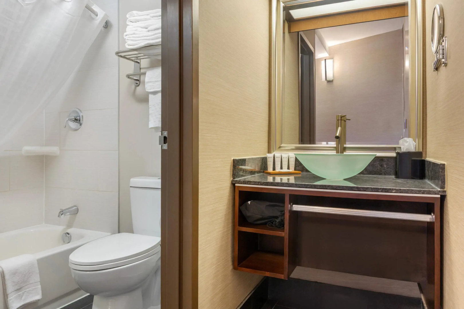 Radisson Hotel Southfield-Detroit