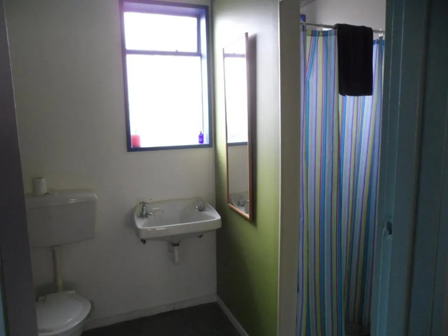 Sequoia Lodge & Backpackers