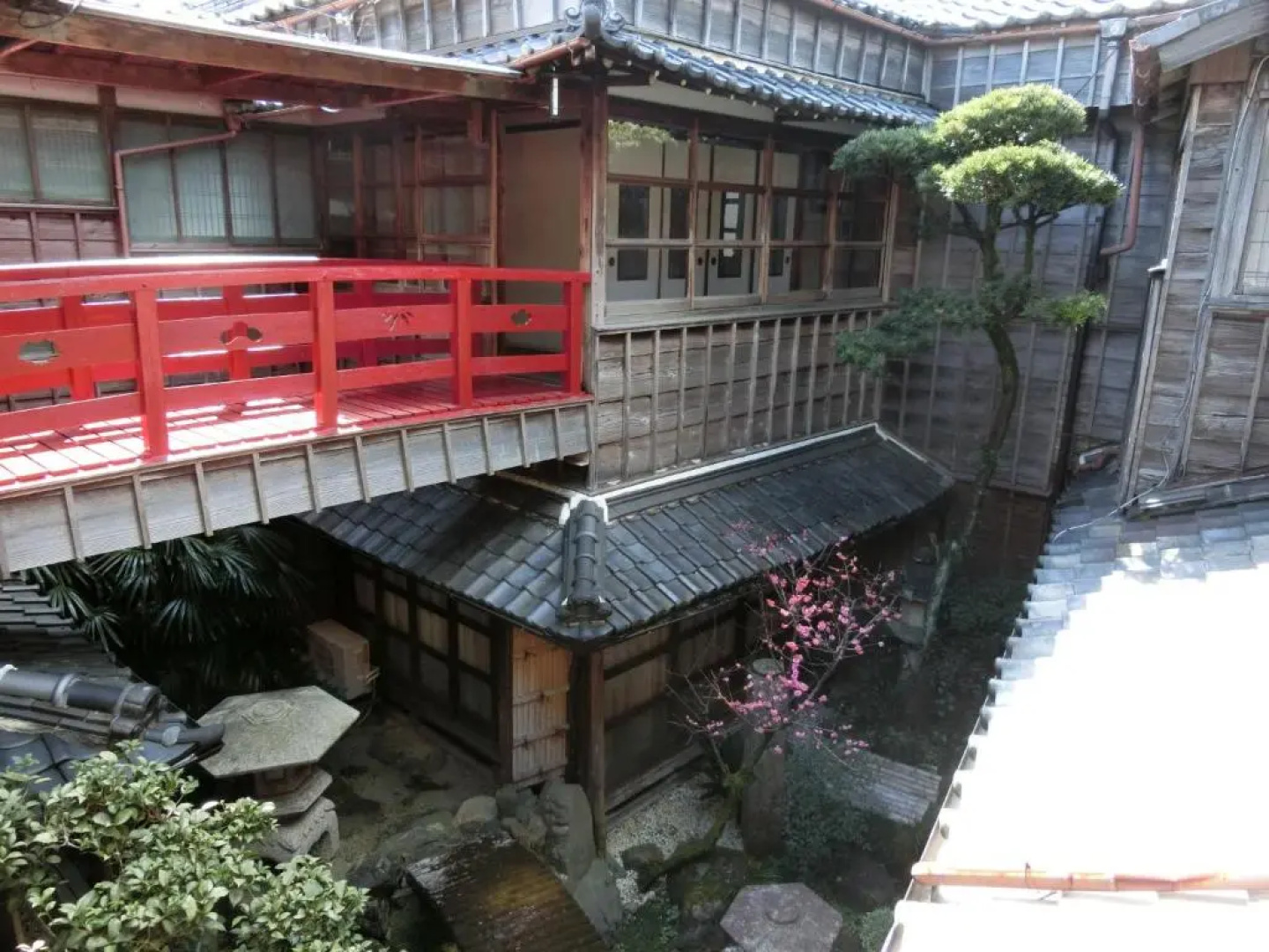 Hoshidekan