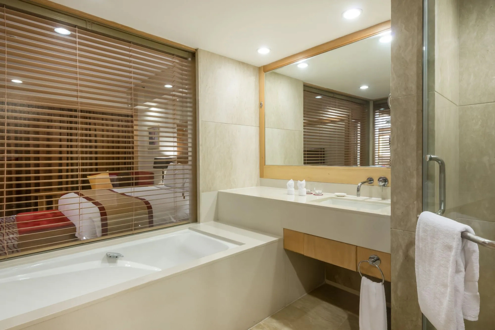 Crowne Plaza Zhanjiang