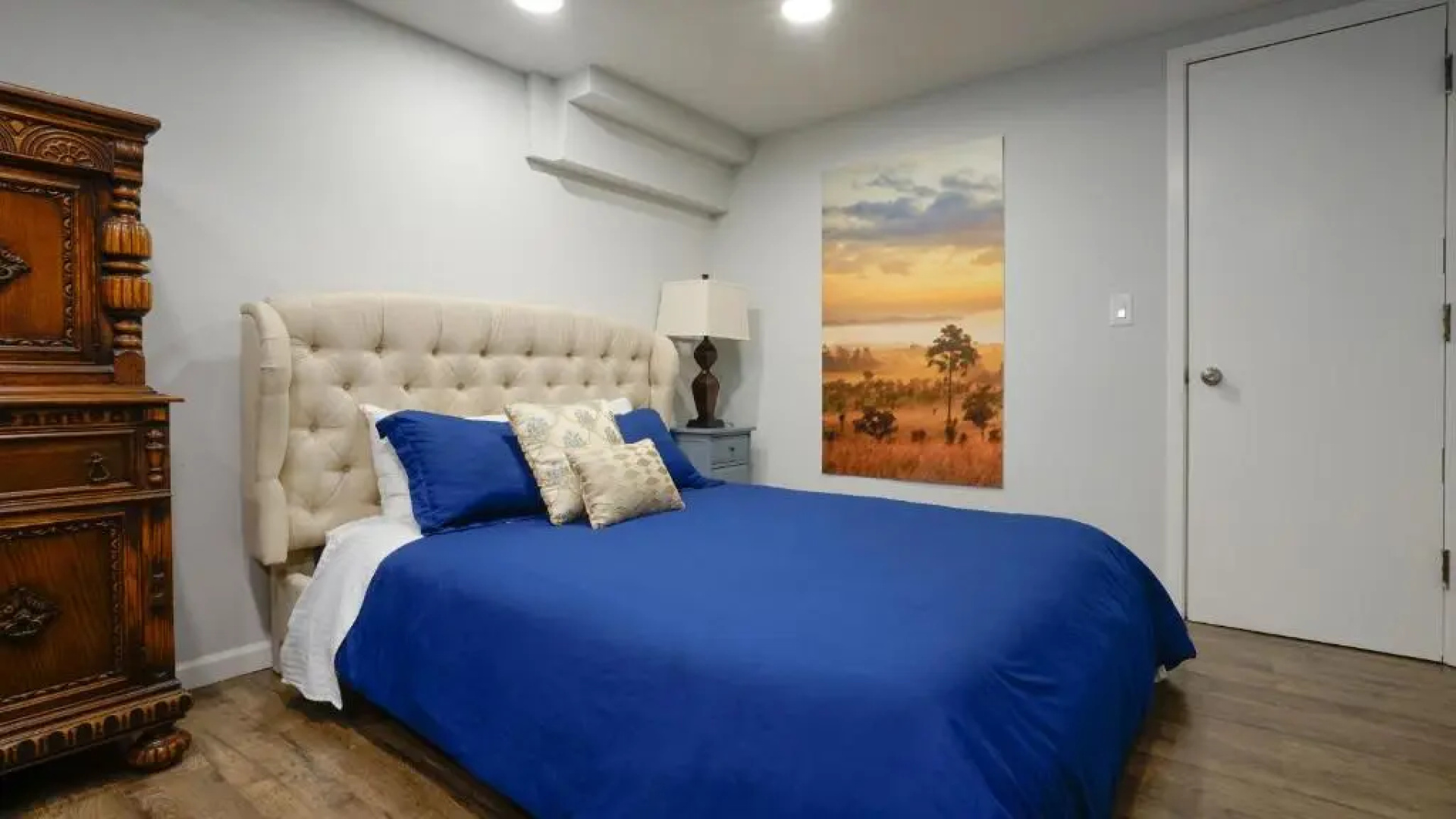 @ Marbella Lane Eco Friendly Treehouse, SFO