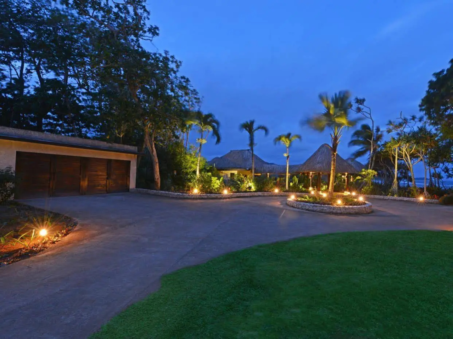 Wavi Island Villas