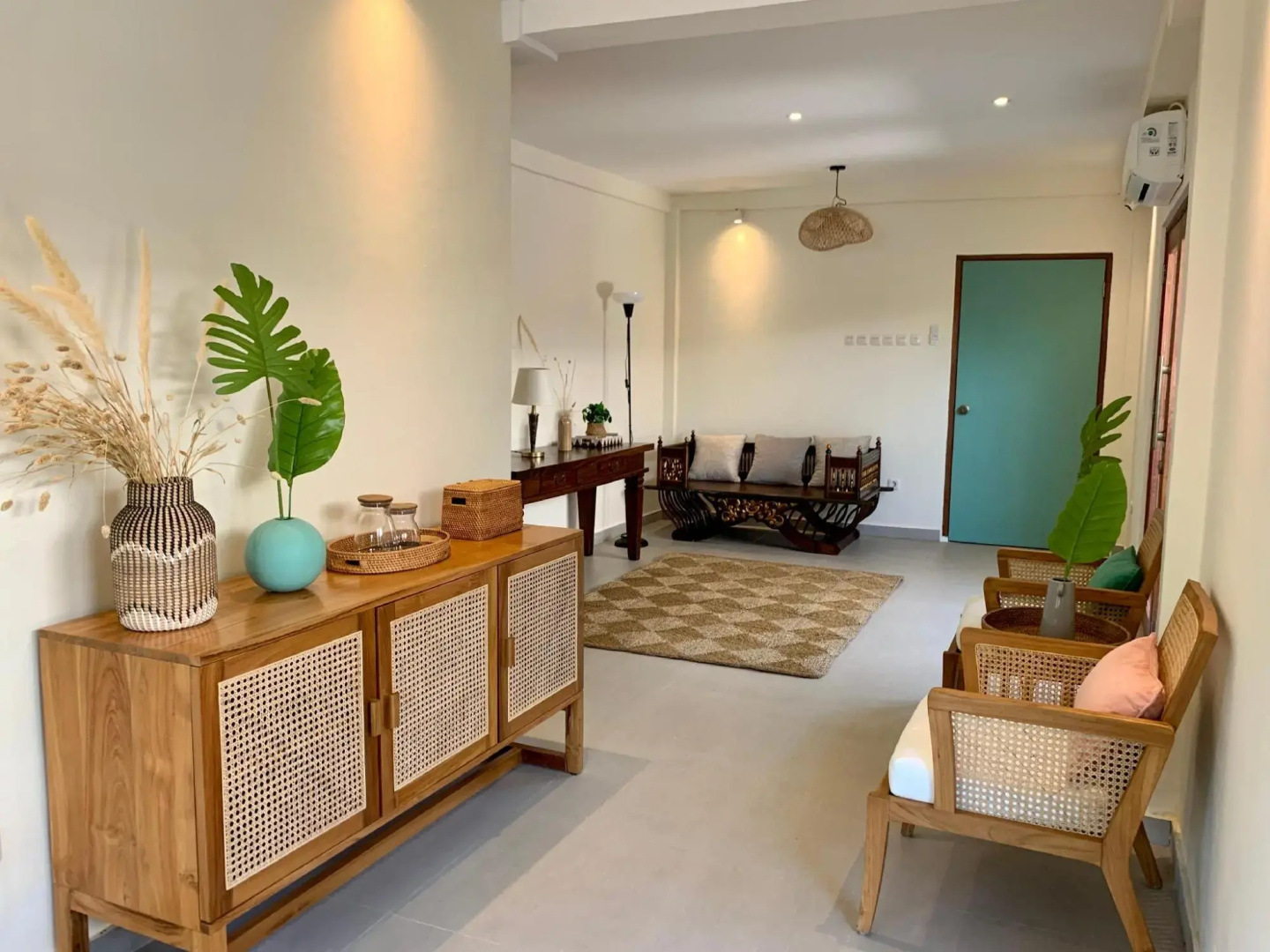 Airy Eco Pantai Senggigi Lombok