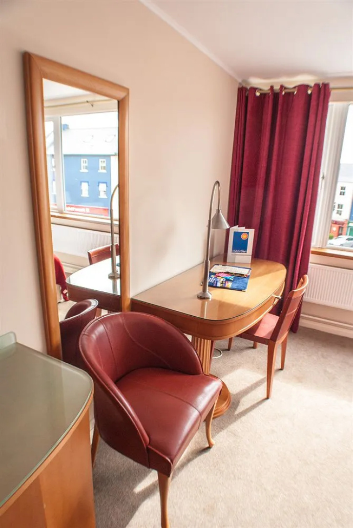 Alcock & Brown Hotel