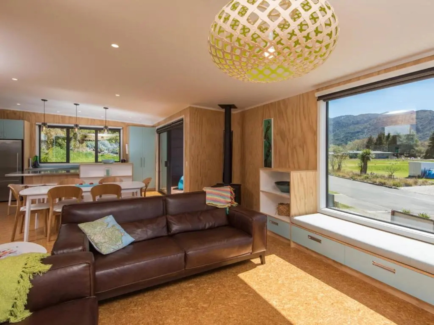 Bach 7 by The Sea - Marahau Holiday Home