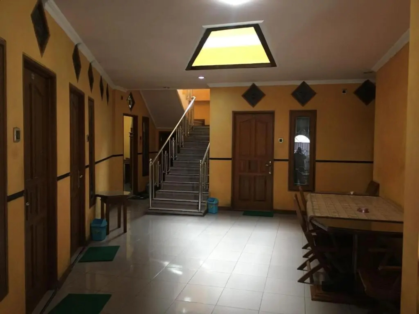 Hotel Alami near Alun-Alun Klaten