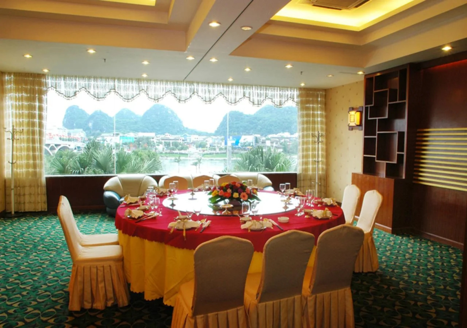 Hotel Universal Guilin