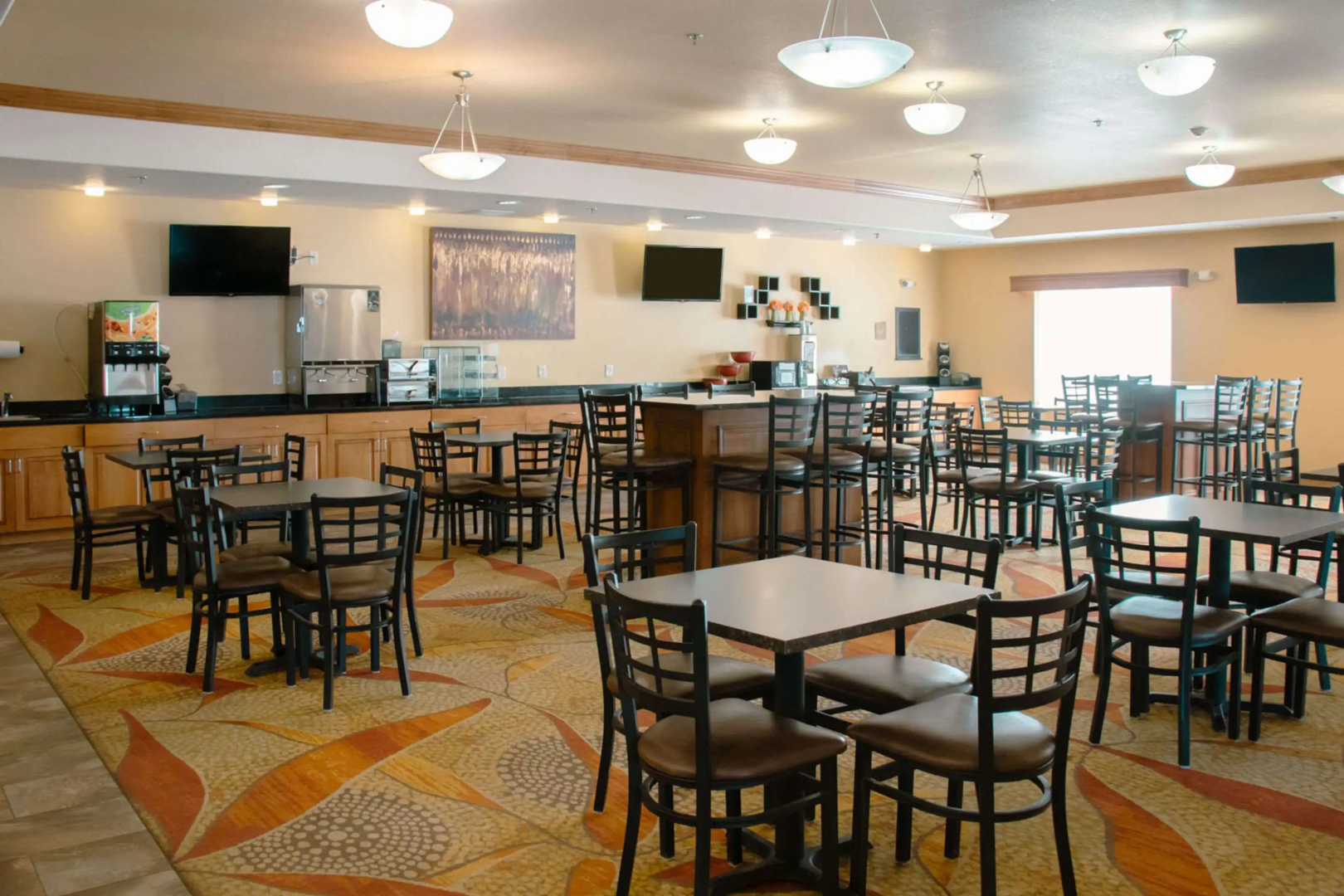 Grand Forks Lodge and Suites