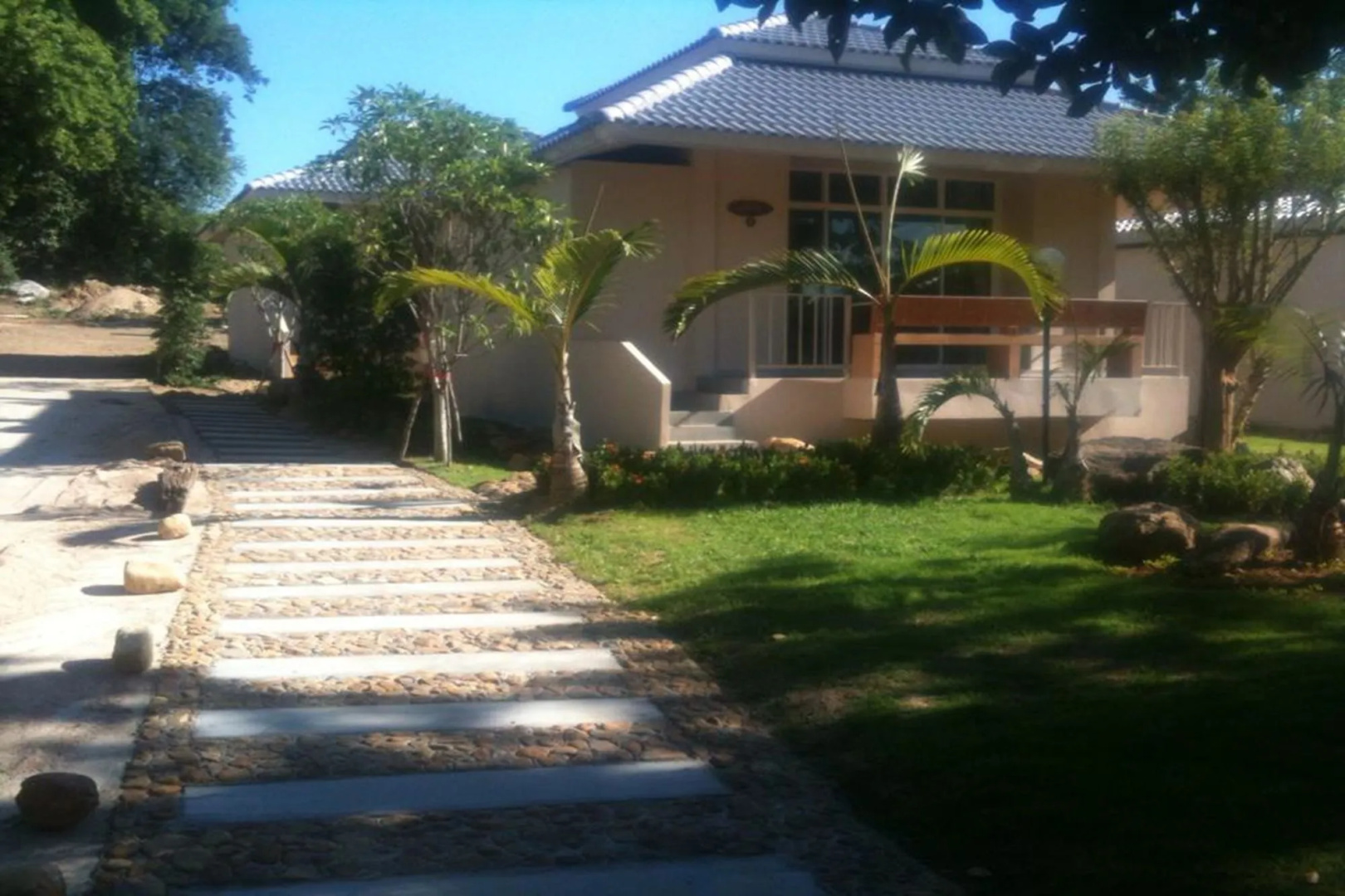 Maharaj Grand