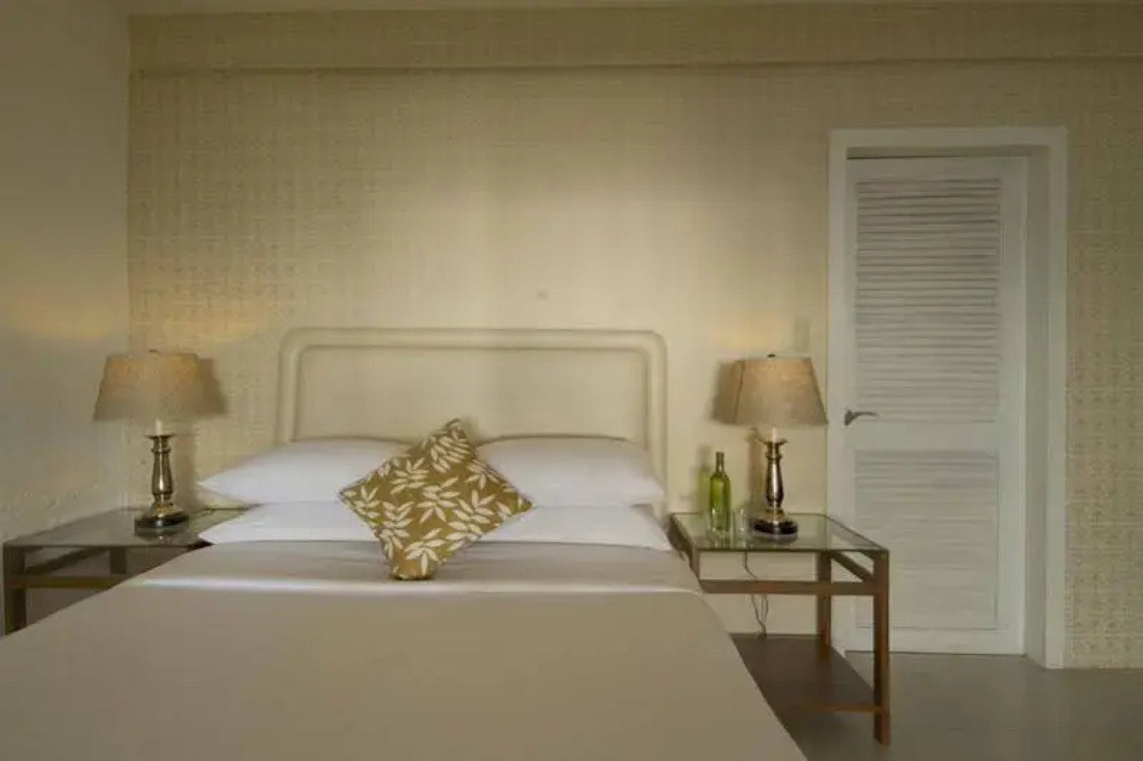 Sta. Monica Beach Club