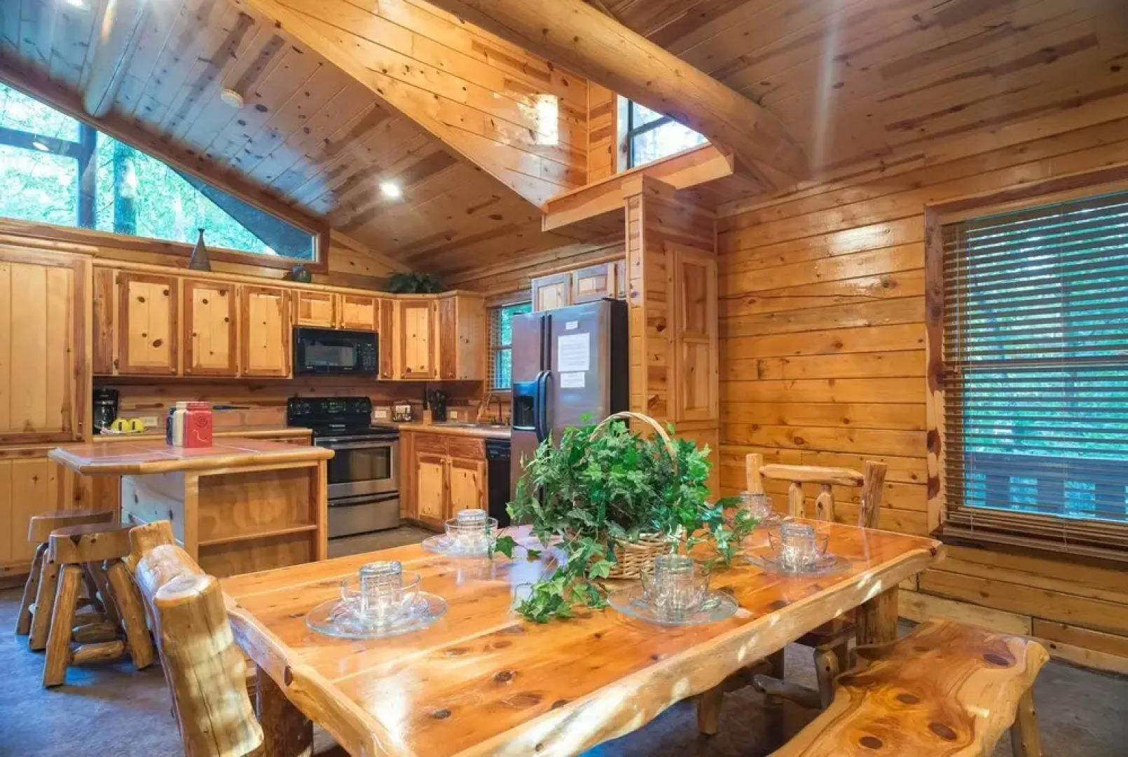 Serenity Forest Cabin With Private Hot Tub and Grill on the Back Deck by Redawning