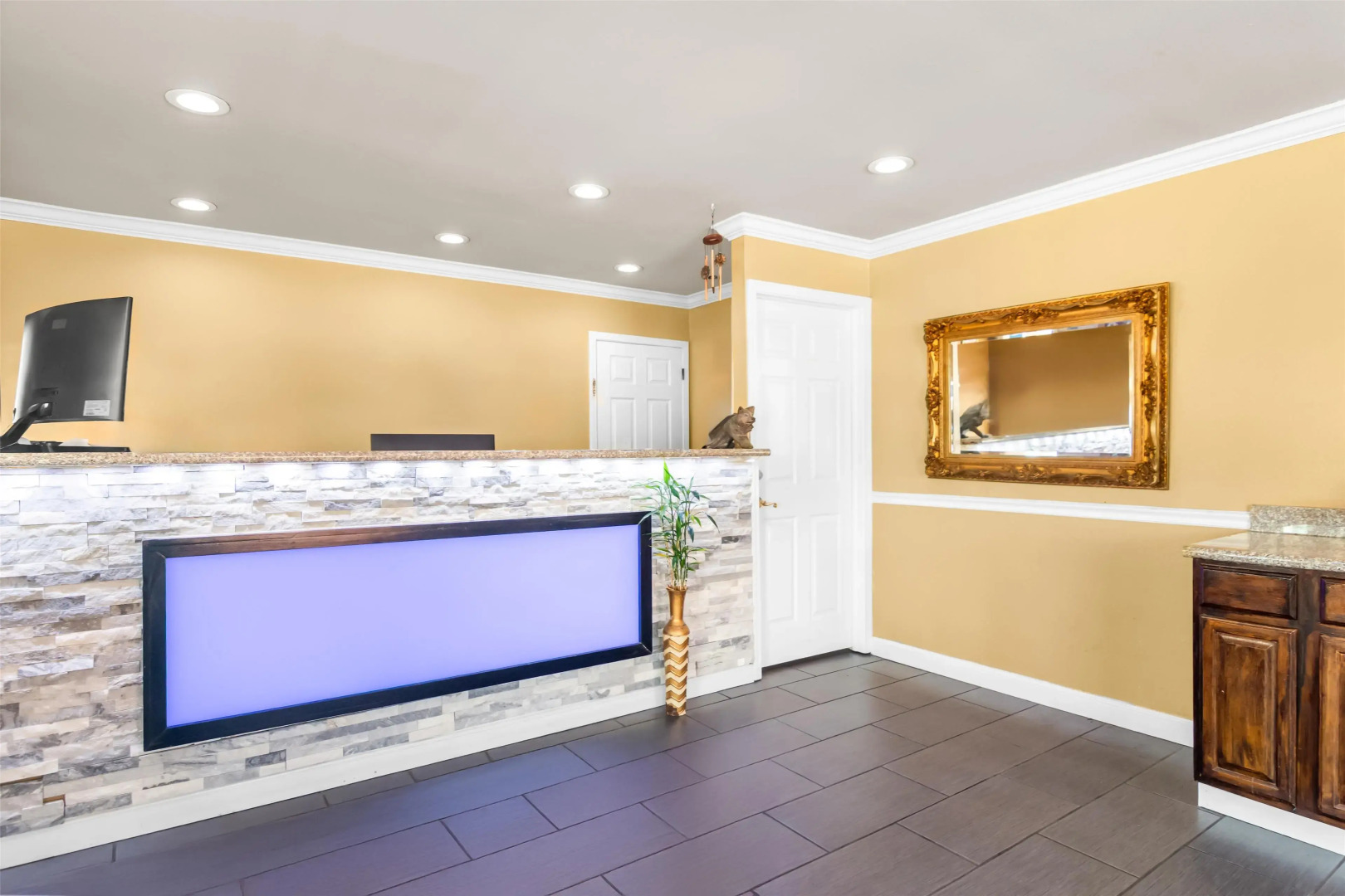 Americas Best Value Inn & Suites Siloam Springs