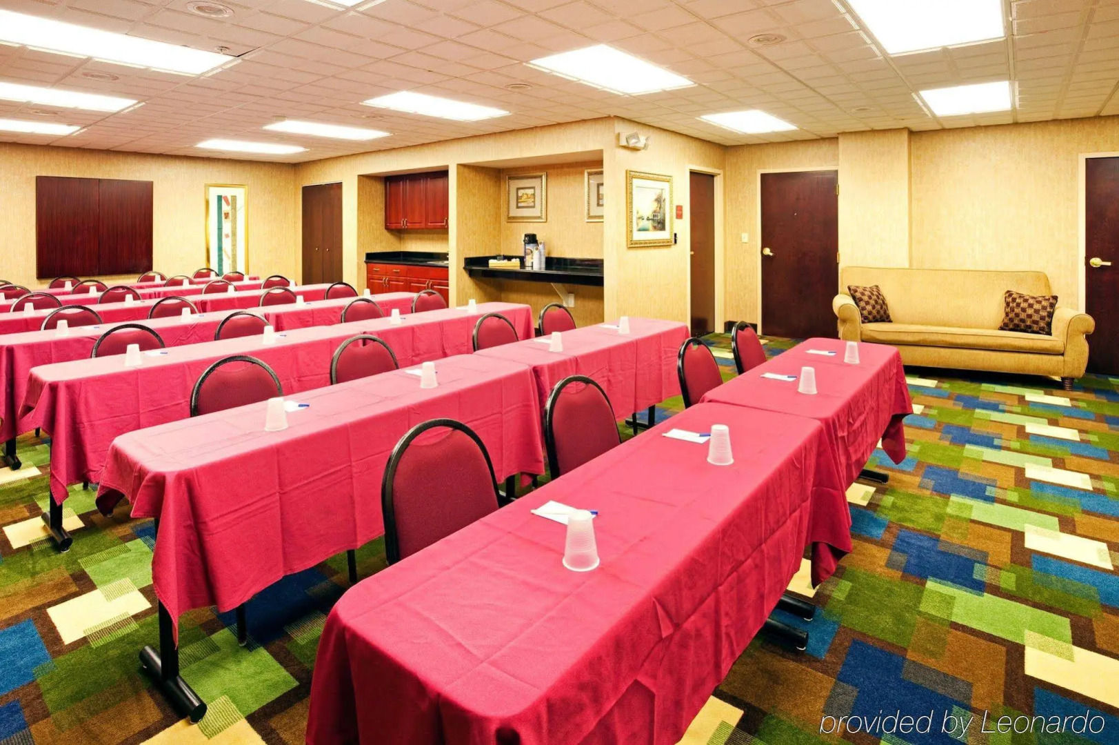 Holiday Inn Express Hotel and Suites Kings Mountain by IHG