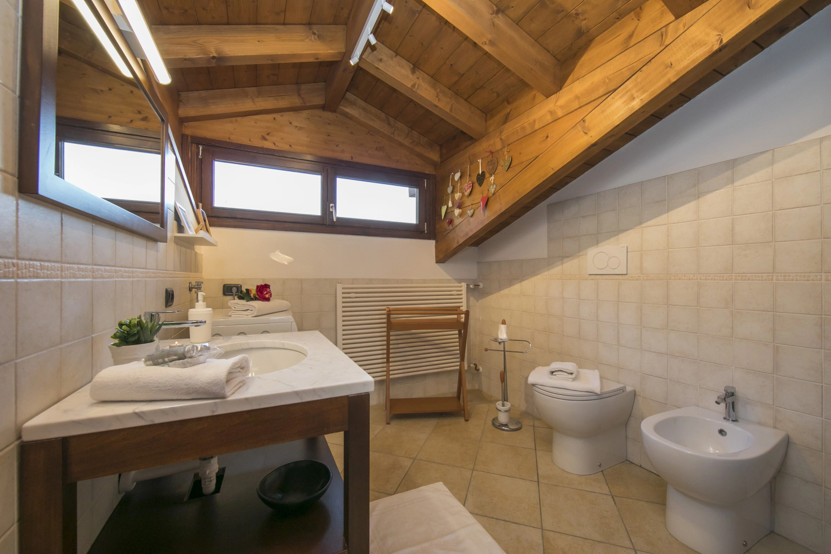 Amazing Gaia Le Palme