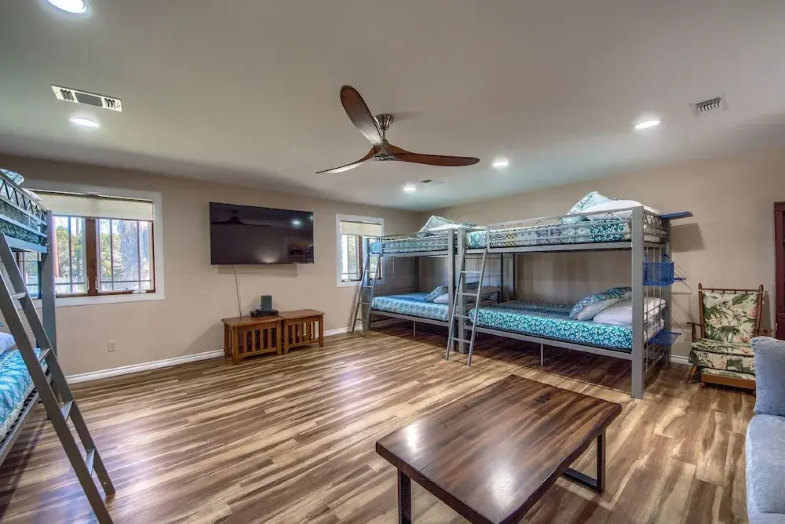 Ponderosa Country Haus Prd 2495 2 Bedroom Home by RedAwning