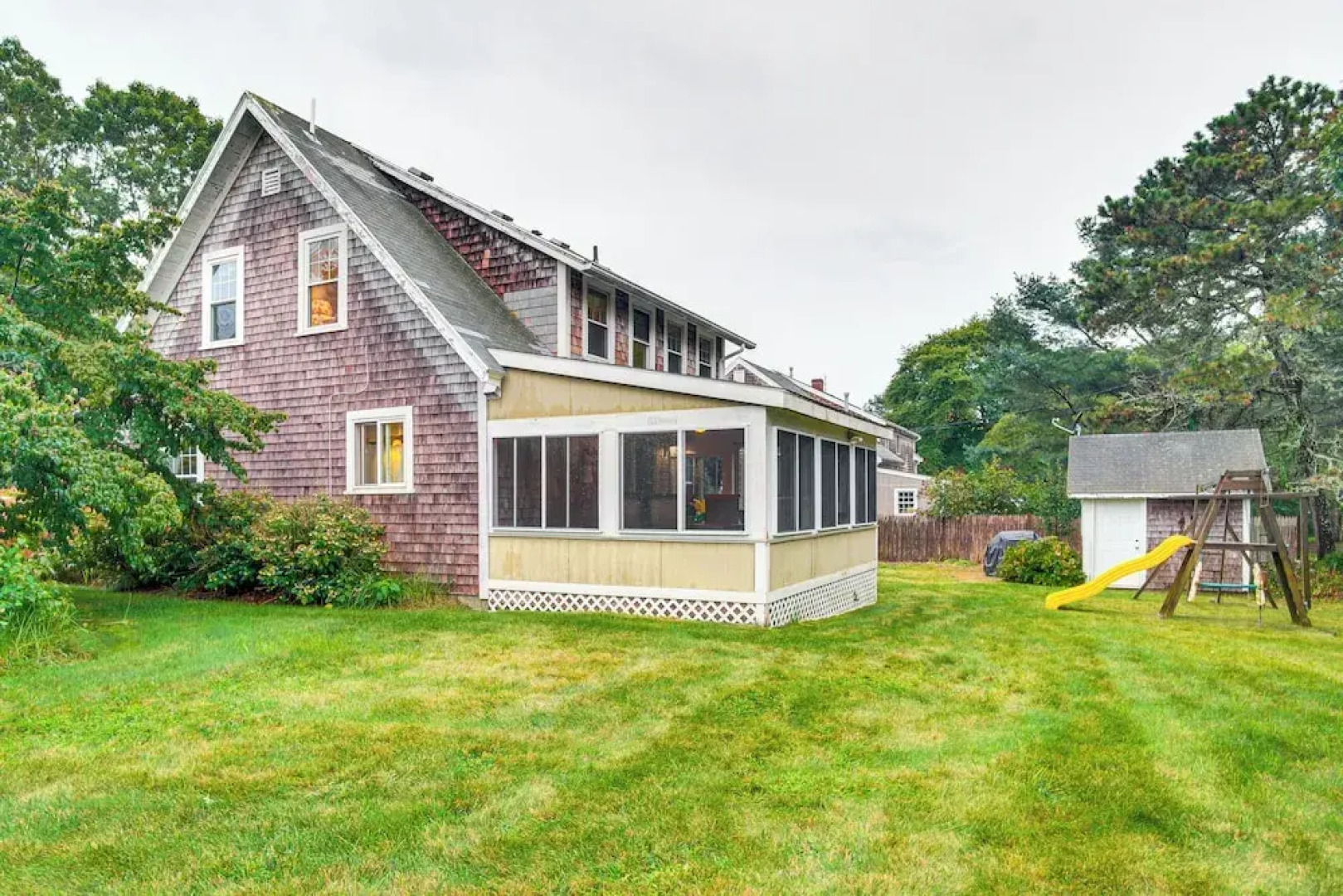 < Half-mi to Shore: Harwich Port Beach House