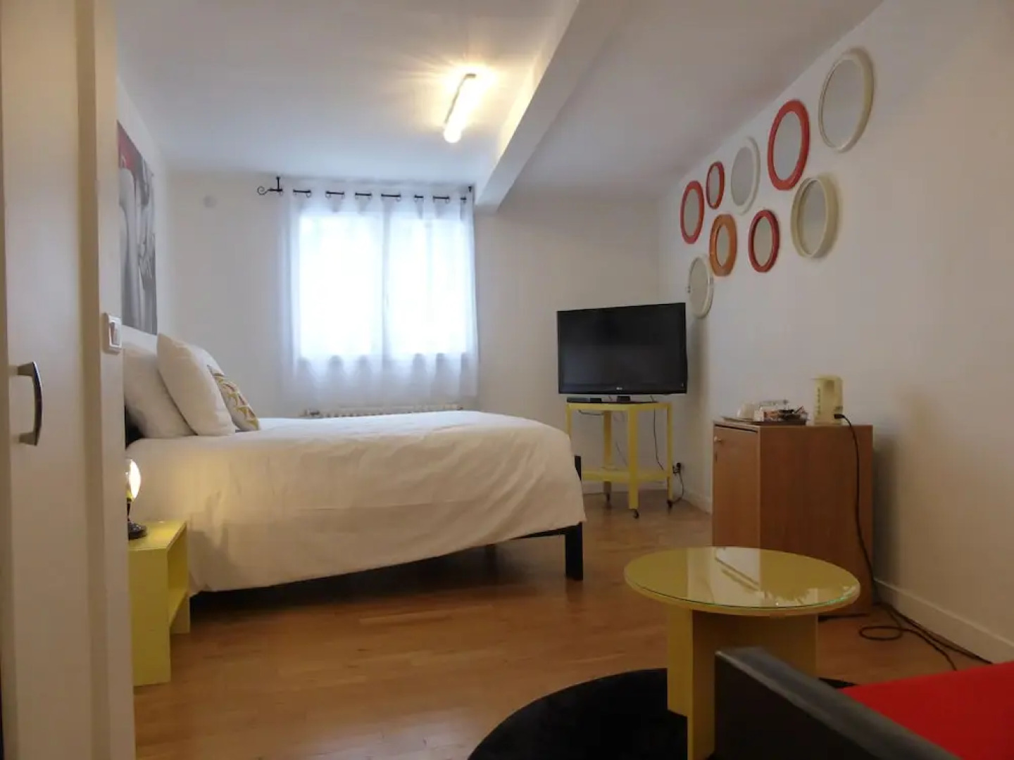 Une chambre a Neuilly