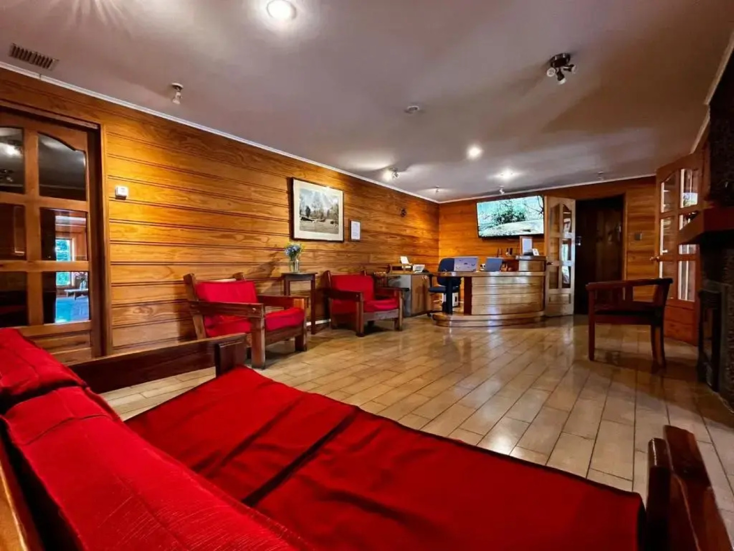 Hotel y Cabañas Villarrica
