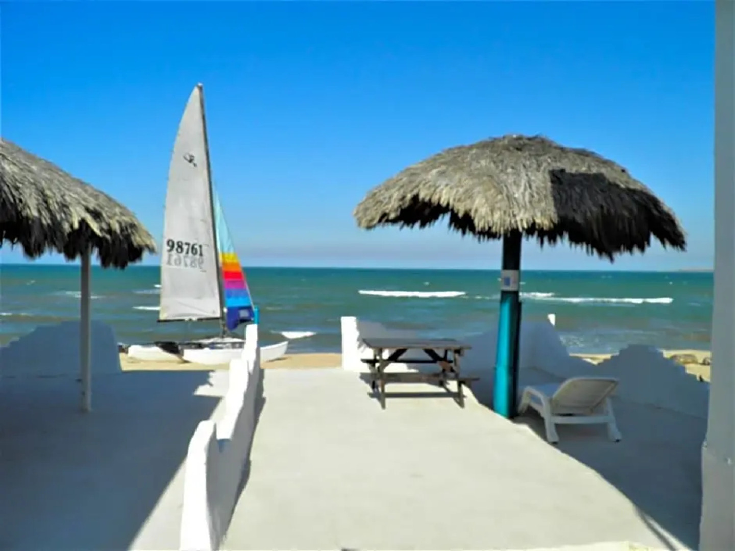 #7 Beach Front Private Room