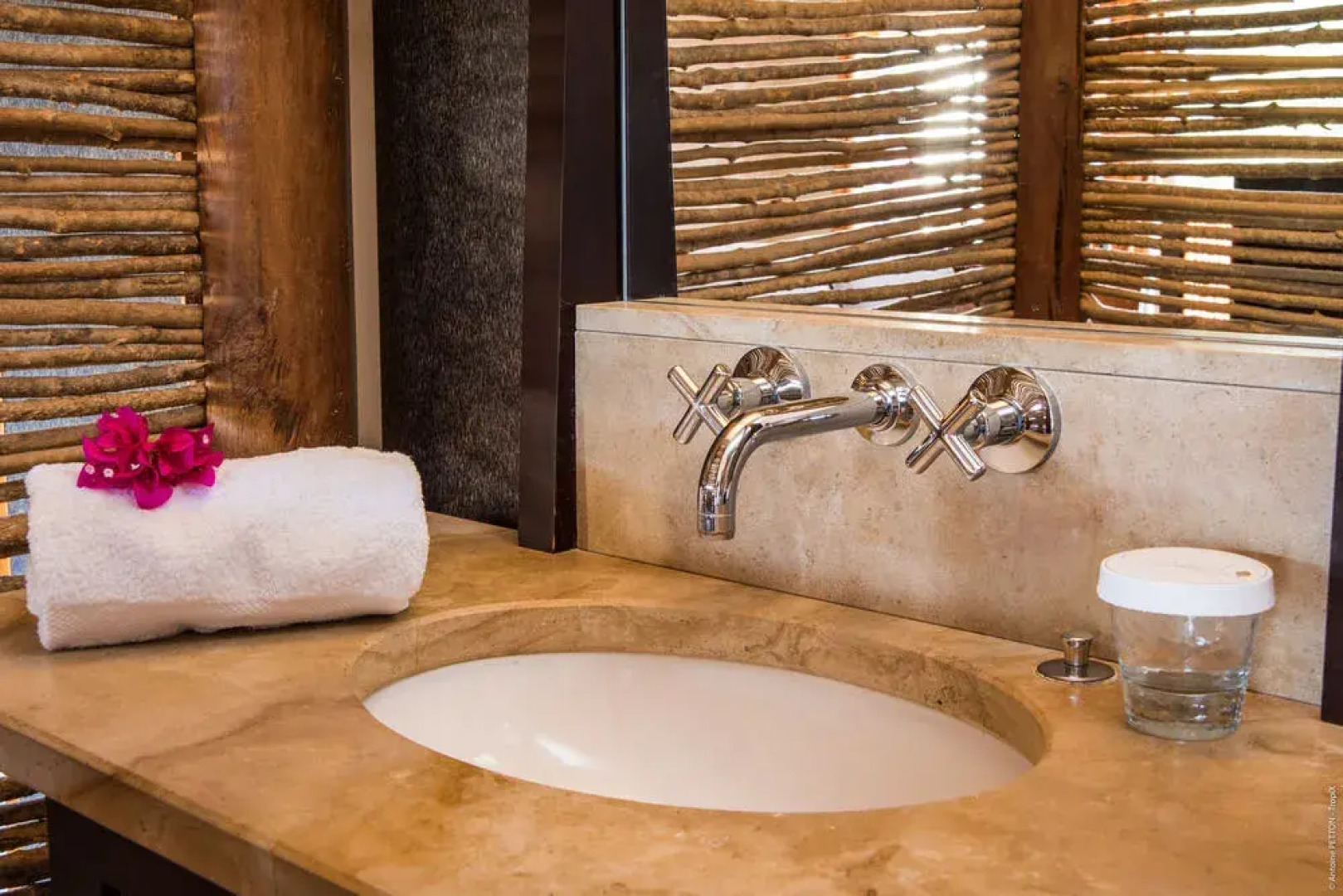 Le Cap Est Lagoon Resort & Spa