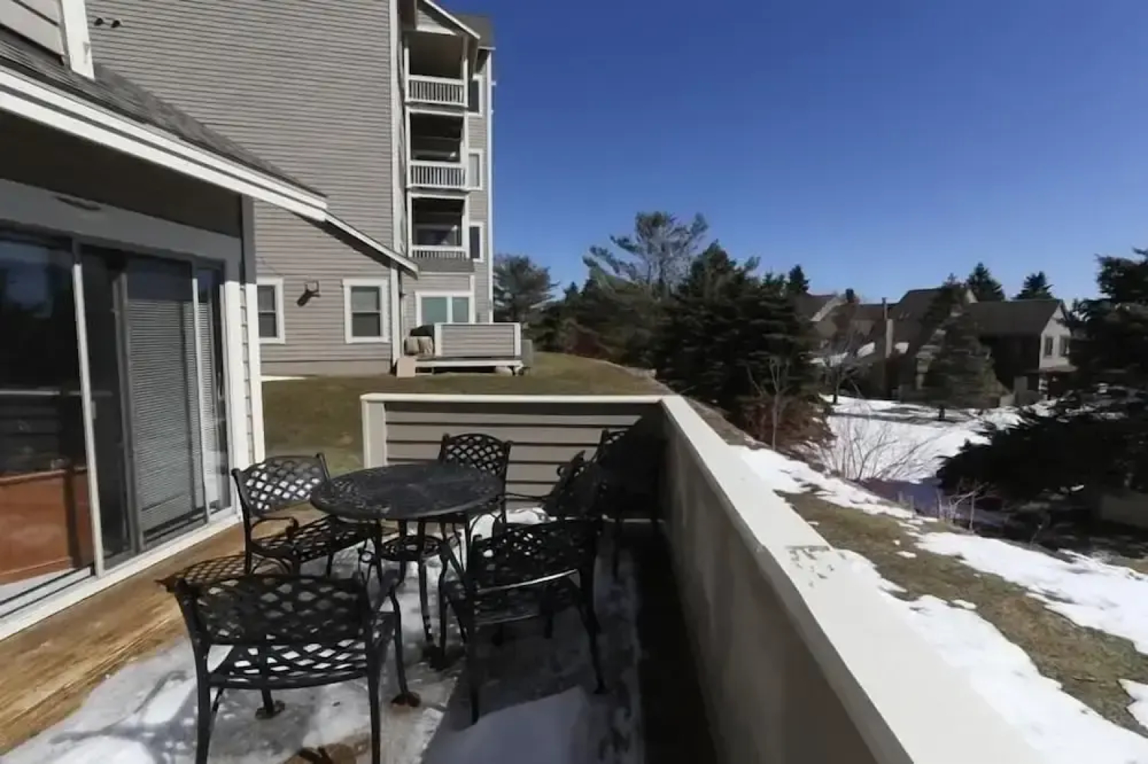 Seven Springs Stonegate 2 Bedroom Condo, Ski-In/Out, Sleeps 8! by RedAwning