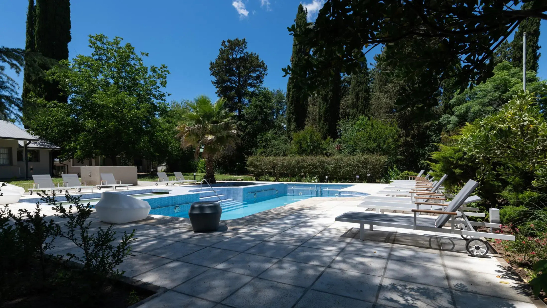 Calina Casa de Huéspedes